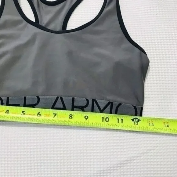 Under armor gray sports bra size M.     A397 - Picture 2 of 5